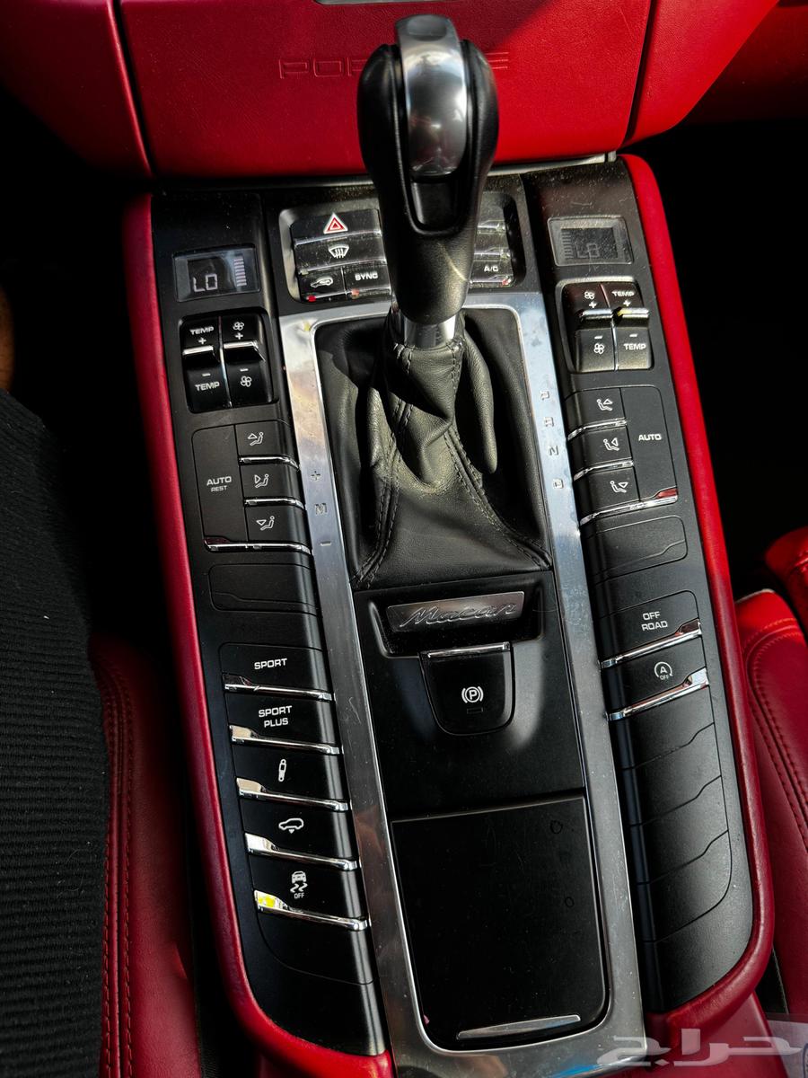 Porsche Macan 201664391229048065113