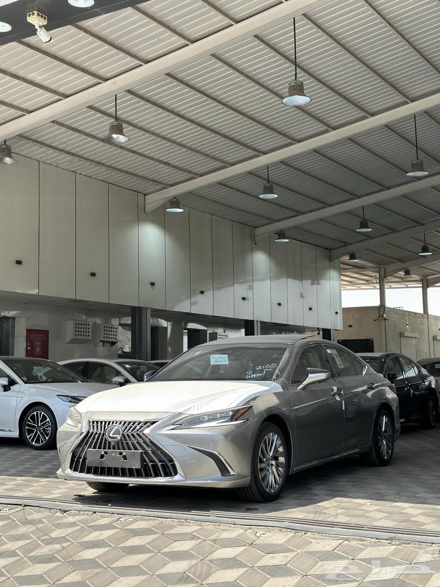 لكزس ES350 فئة DD فل كامل موديل 202564388134680577112