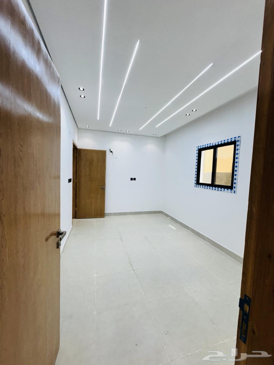 شقق تمليك للبيع تبوك حي الفلاح دور ثاني مع نص السطح63613337019651113