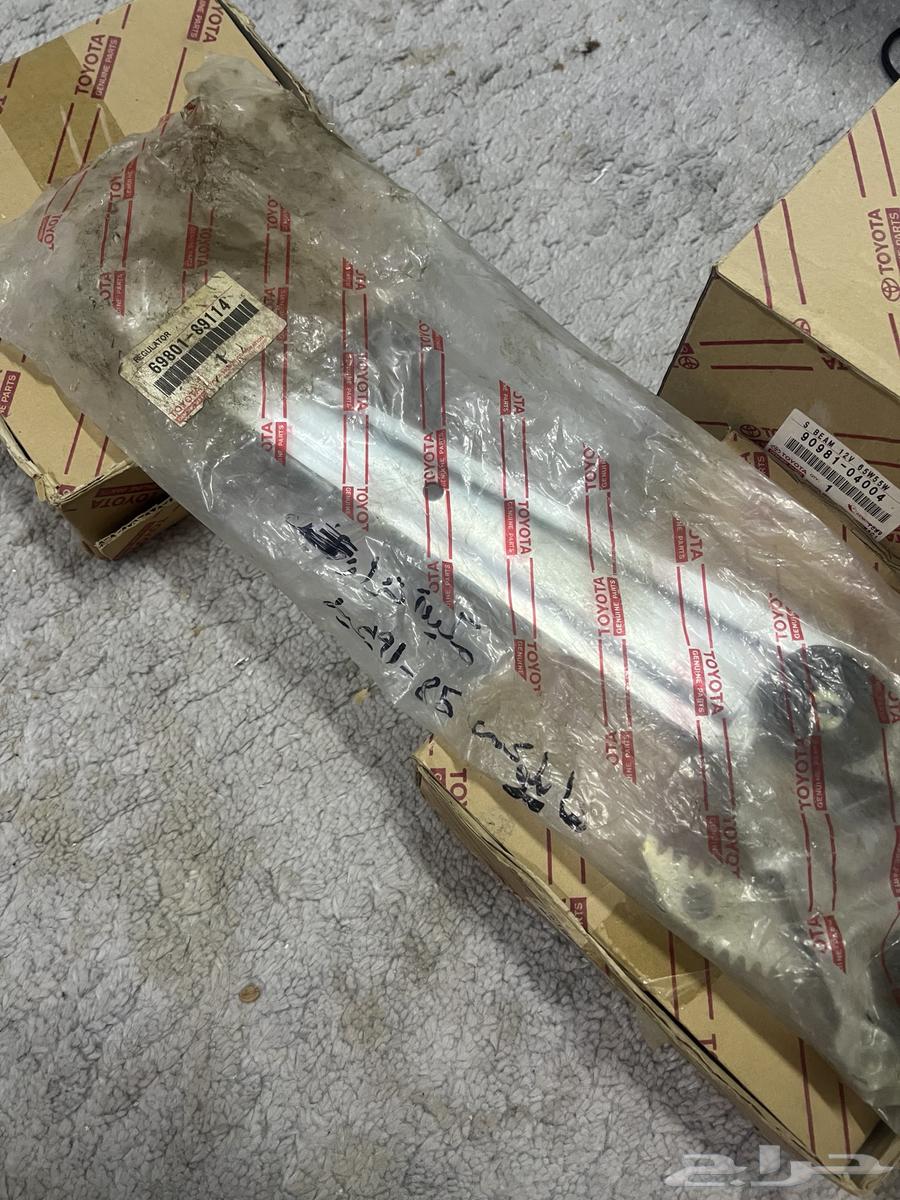 مكينة قزاز هايلوكس 89-97 جديد اصلي64388051484545110