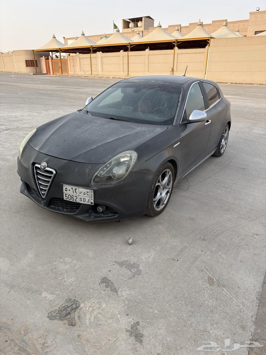ألفا روميو جوليتا للبيع64387536645635110