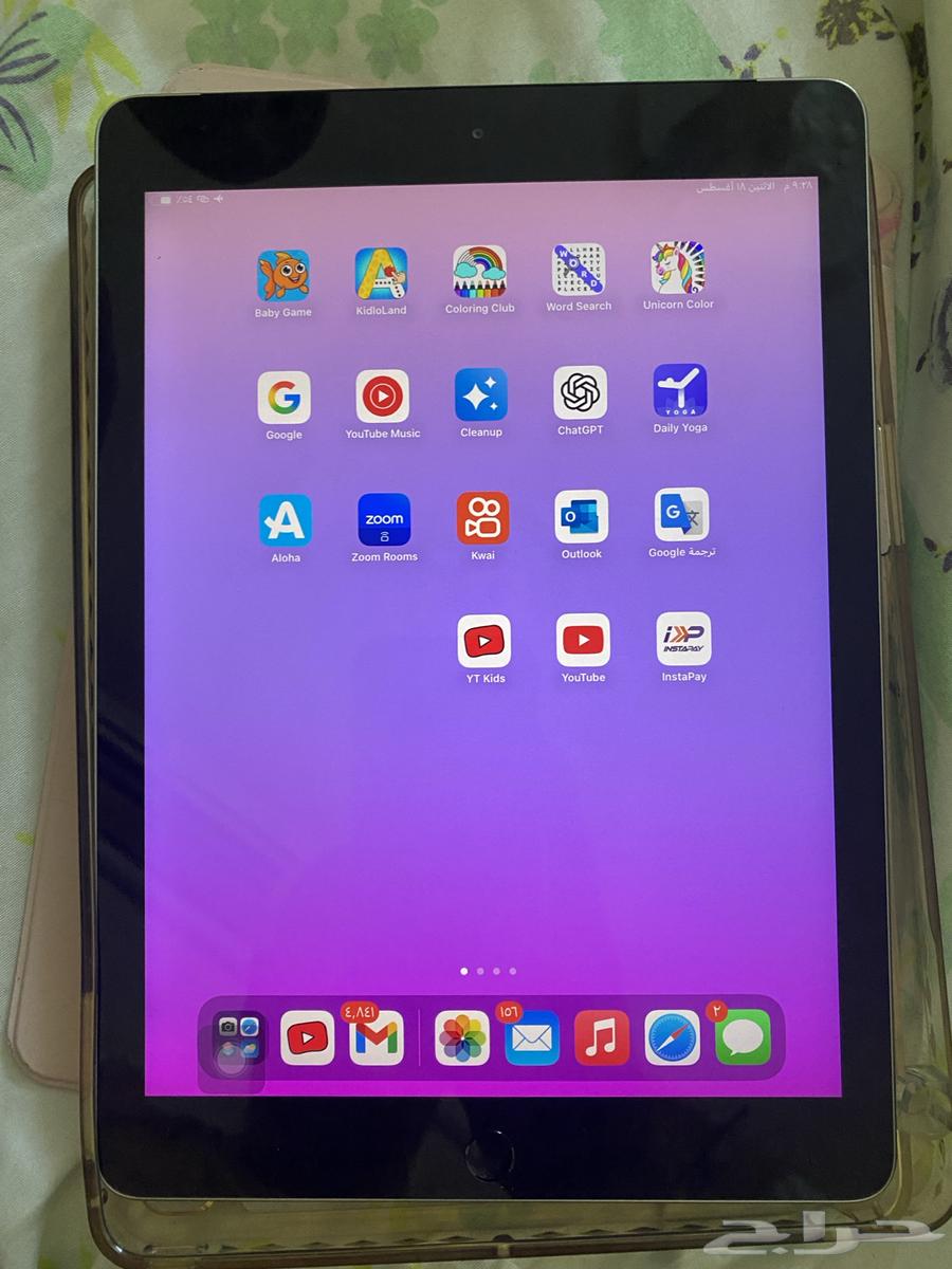 iPad 6th Generation64217530016897113