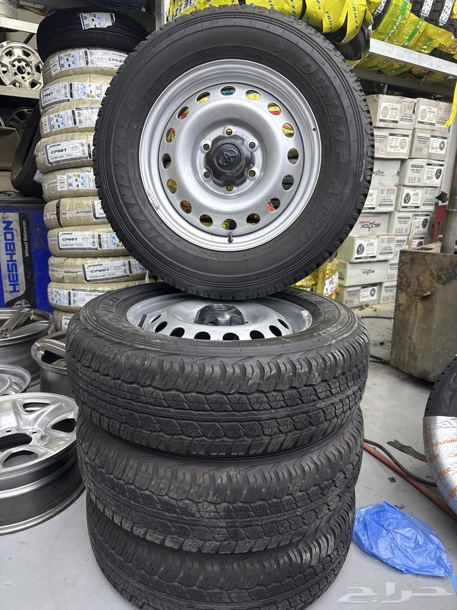 جنوط هايلوكس دبل سلق موديل 2025 مع كفرات دانلوب البلد مقاس1764395102420865110