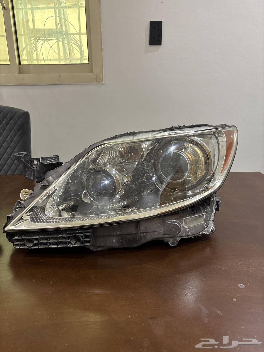 شمعات لكزس 460 اصلي وكاله مع كامل ملحقاته اصلي السعر 80064390870620417110