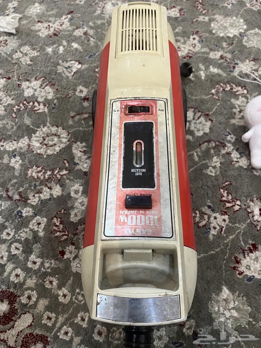 مكنسه قديمه سانيو64176677680641110