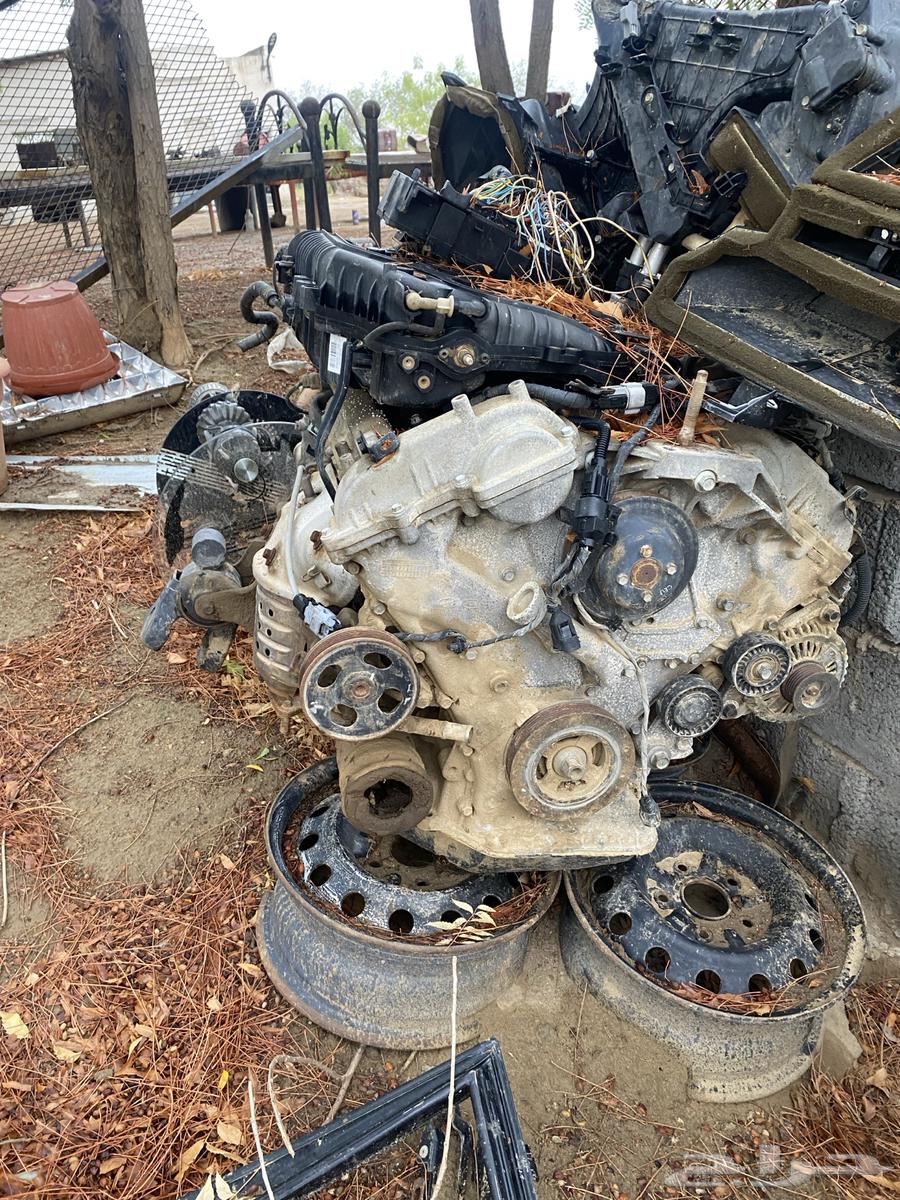 Azira 2010 engine, clean with gearbox64386710747139112