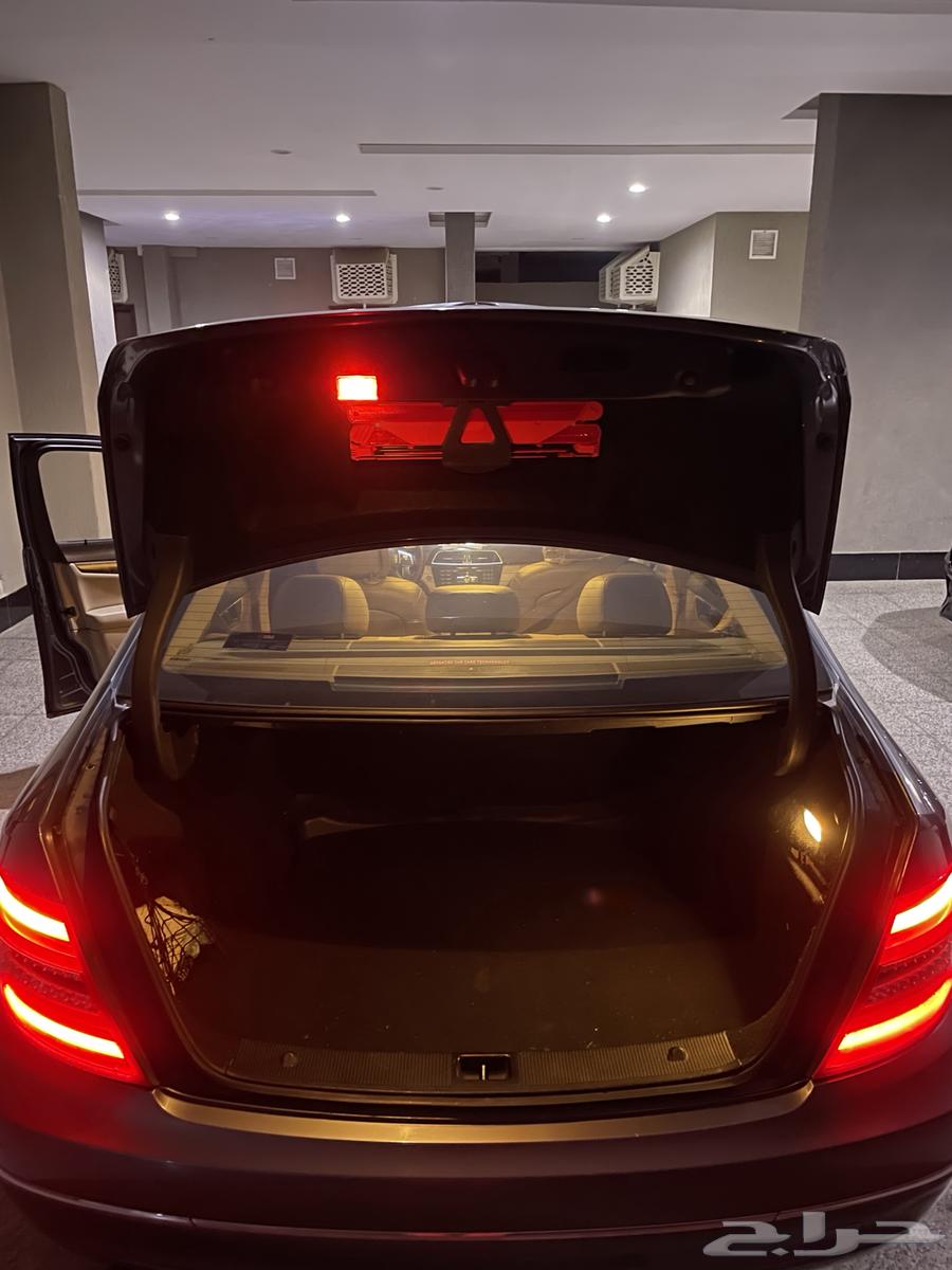 Mercedes 201264386543144065113