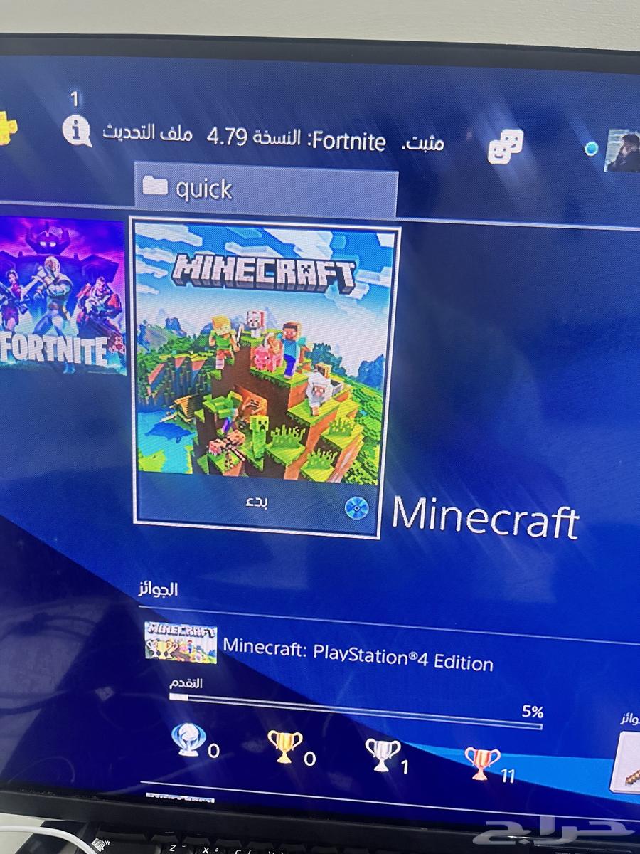 سوني فور للبيع مع يد وشريط ماينكرفت64185701042817111