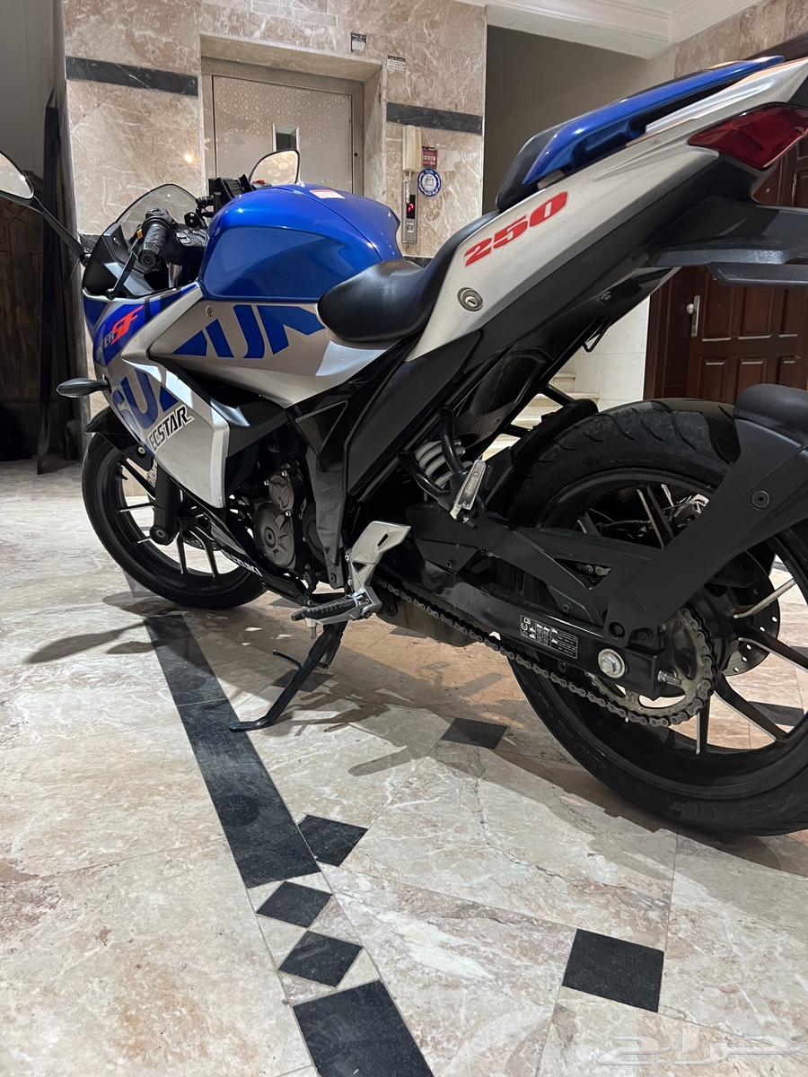 دباب سوزوكي جيكسر 25064385327796098111