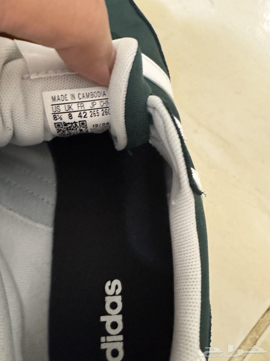 حذاء رياضي من اديداس64198589136642113