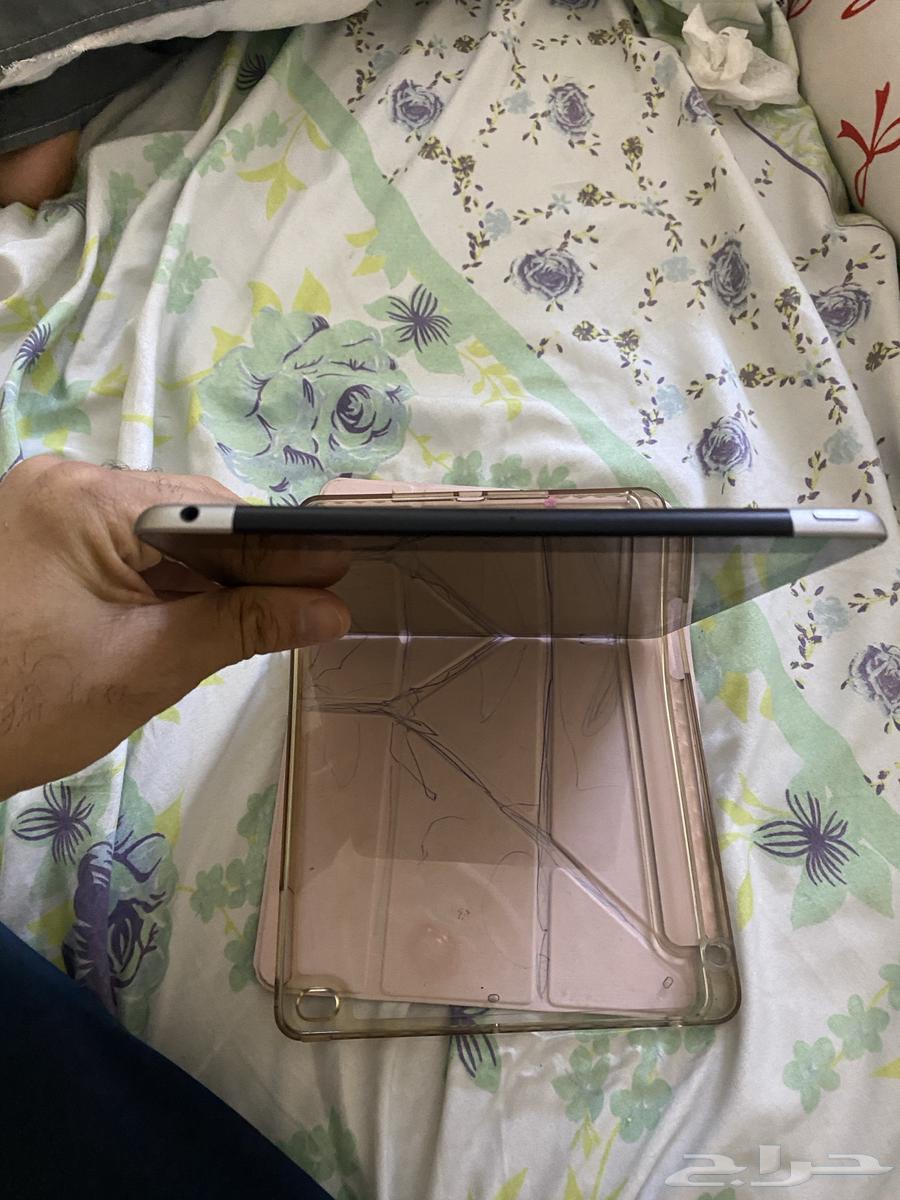 iPad 6th Generation64217530016897112