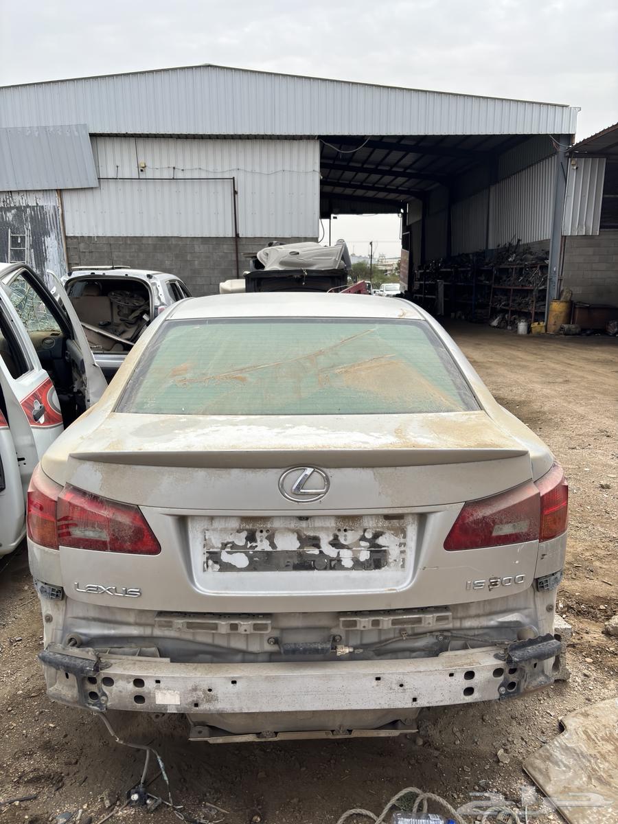 Spare parts for Lexus IS 300 model 2006 full option, selling spare parts only64388093232387110