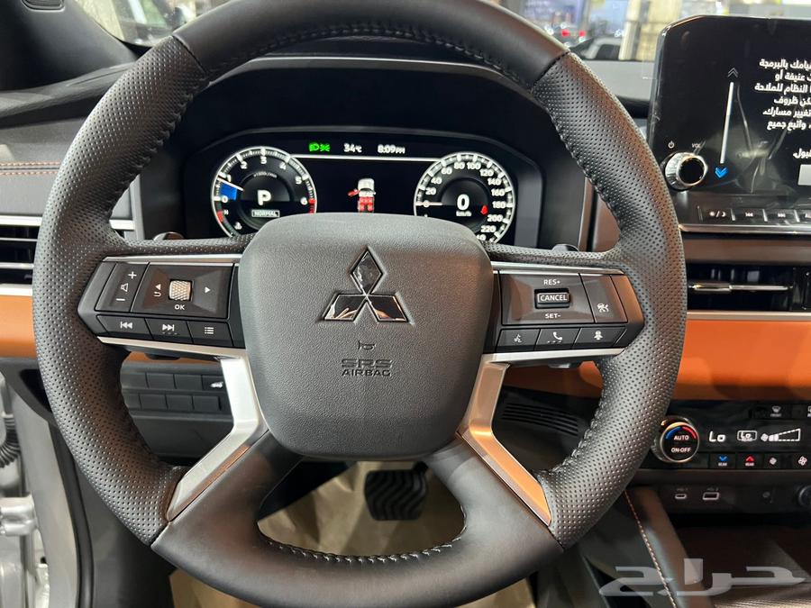 ميتسوبيشي اوتلاندر بريميوم 202564385411650561114