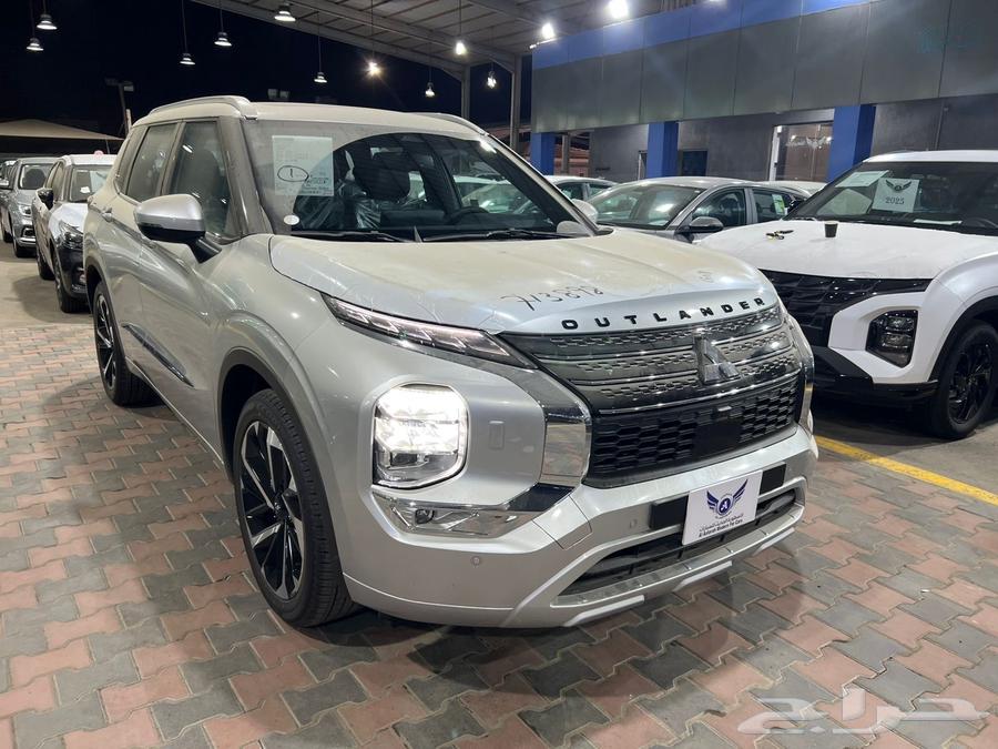 ميتسوبيشي اوتلاندر بريميوم 202564385411650561111