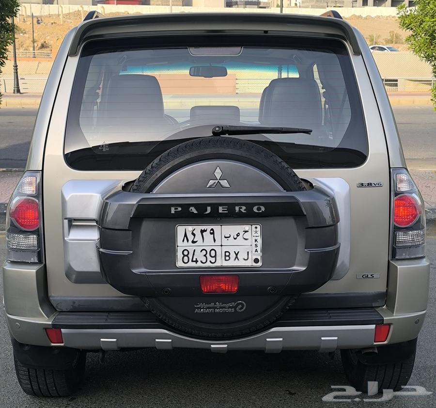 ميتسوبيشي باجيرو ربع موديل201564389391960961113