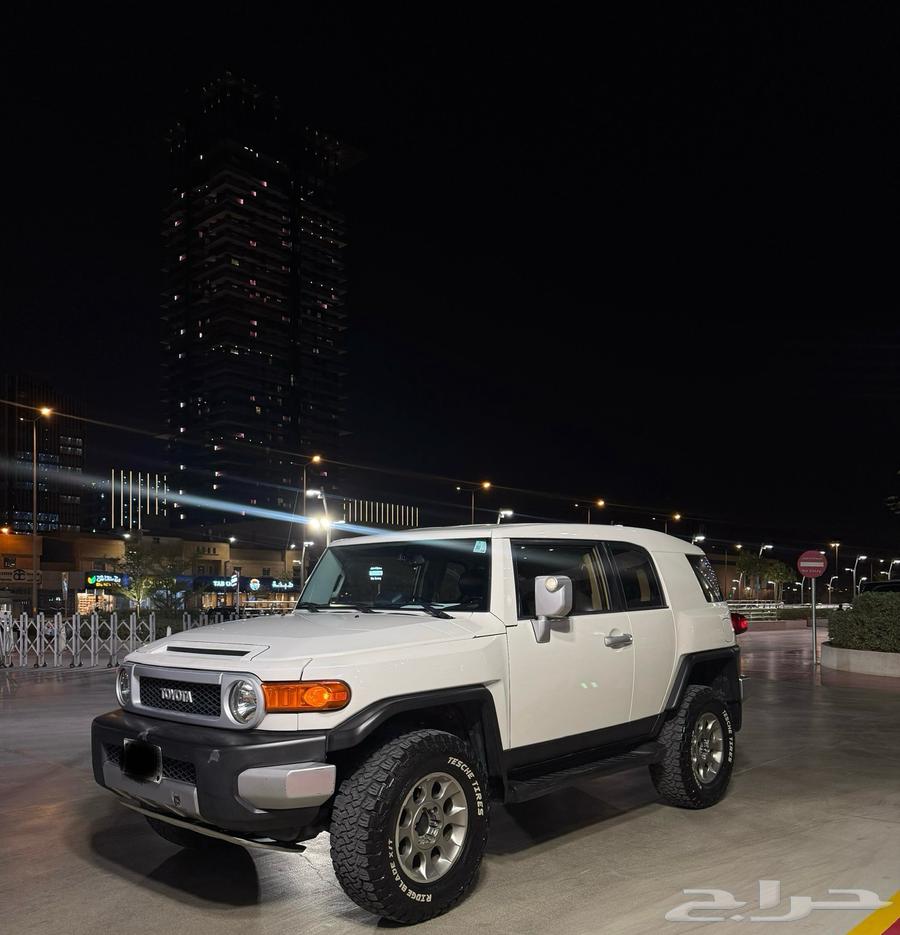تويوتا FJ كروزر موديل 2012 فل كامل البدي وكالة مالك أول64396644553474110