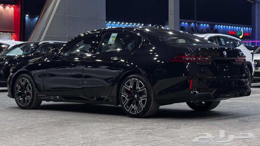 Even if your salary is irregular, BMW 520 model 2564385859467267111