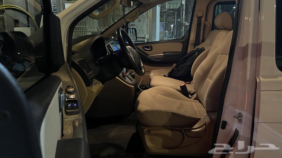 هيونداي H1 للإيجار مع سائق64385299618947112