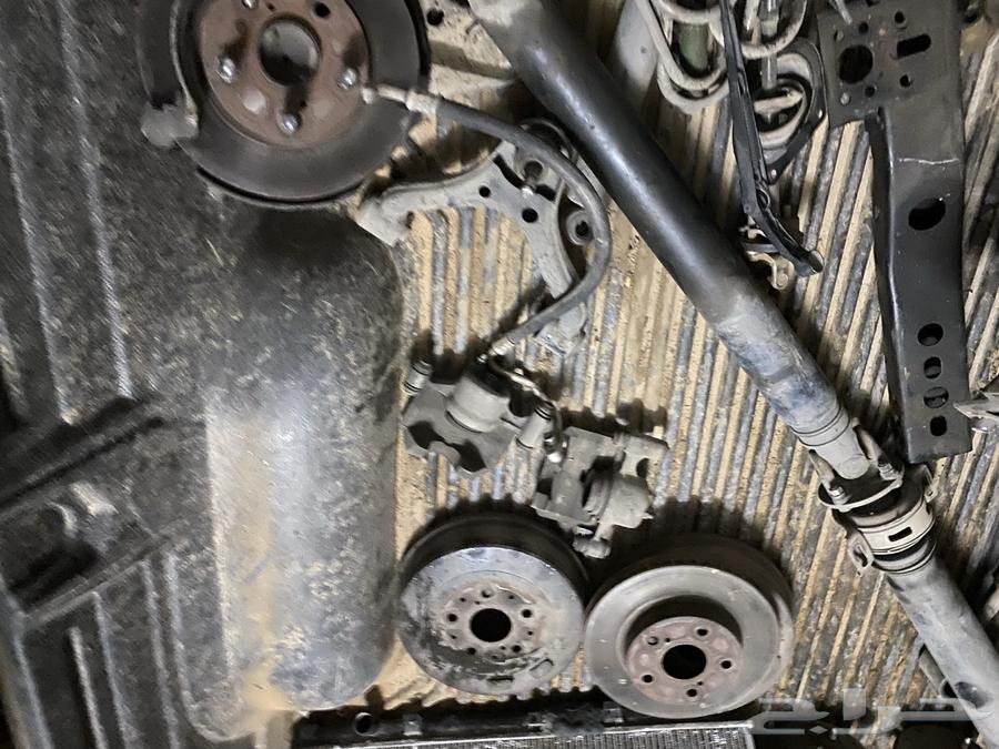 قطع غيار هايلكس64385914819971113