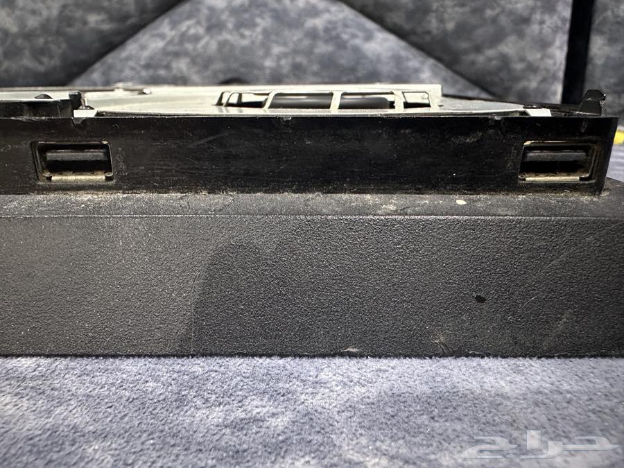 سوني4للبيع مع أسلاك الكهرباء و يدسوني464386360563969110