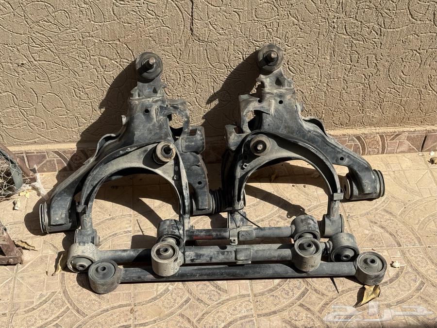 رباطات ومقصات لاندكروزر من 2008 - 202164389474395651110