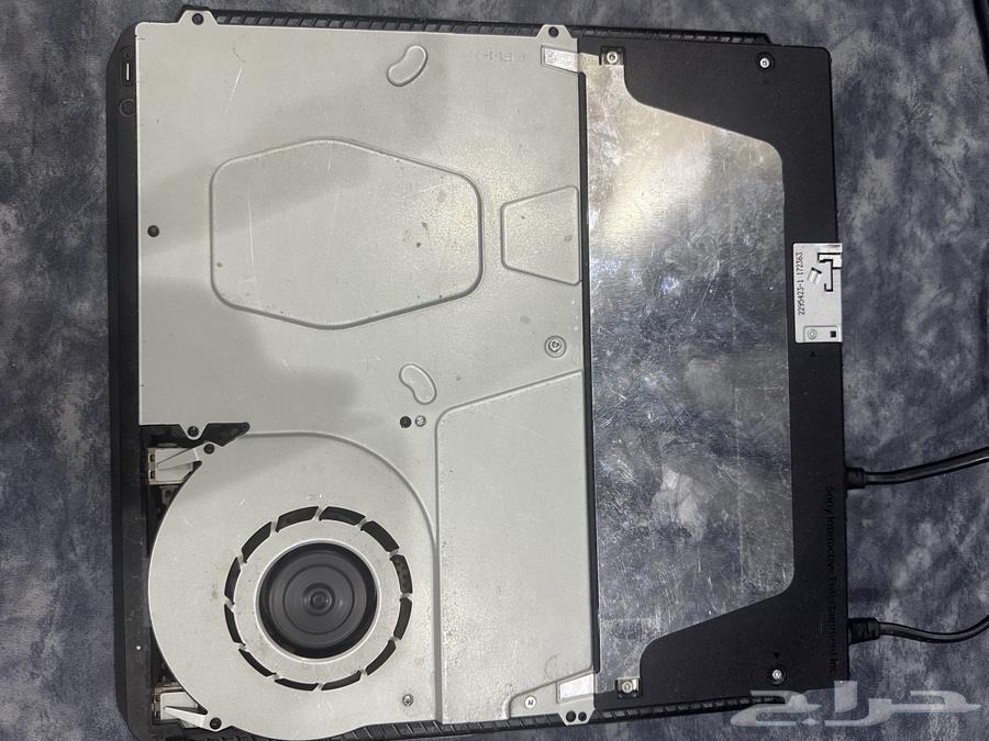 سوني4للبيع مع أسلاك الكهرباء و يدسوني464386360563969111