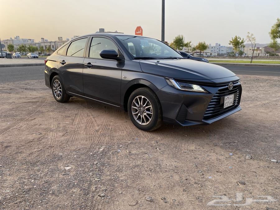 يارس 2023 للبيع تويوتا64385817392642112