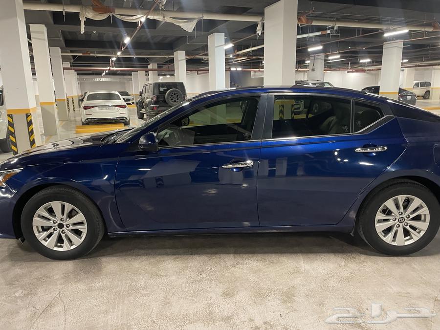 نيسان التيما64396589063810112