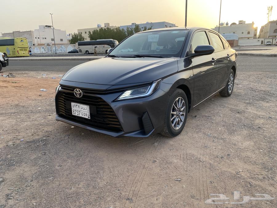 يارس 2023 للبيع تويوتا64385817392642113