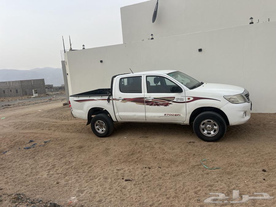 هايلكس 2015دبل بنزين64392018060674111