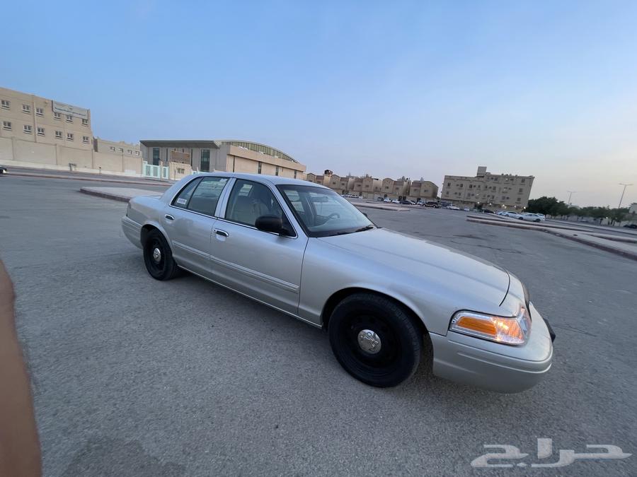 فورد فكتوريا 2009 ماشي 228 فقط مفحوص مجدد64394731360771111