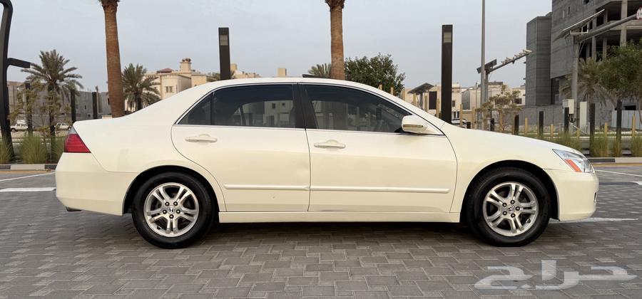 هوندا اكورد 2006 مباعة64387257446915111