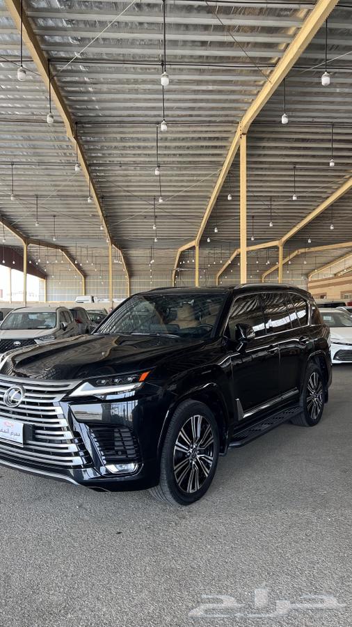 لكزس LX 600 BB سعودي موديل 2024 اخو الوكاله اسود جملي64387145949825113