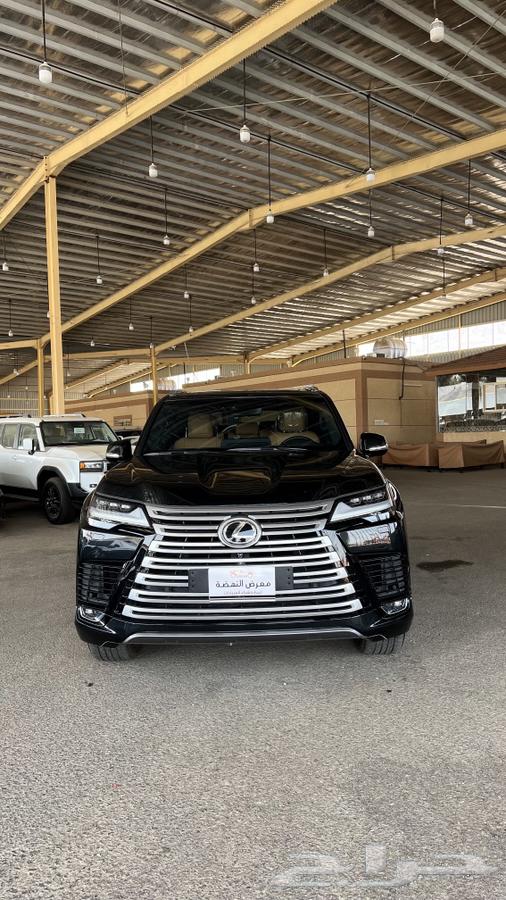 لكزس LX 600 BB سعودي موديل 2024 اخو الوكاله اسود جملي64387145949825110