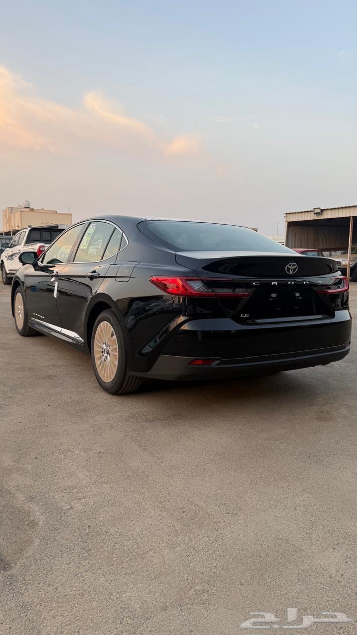 كامري 2025 ((LE))لون اسود64386835911170110
