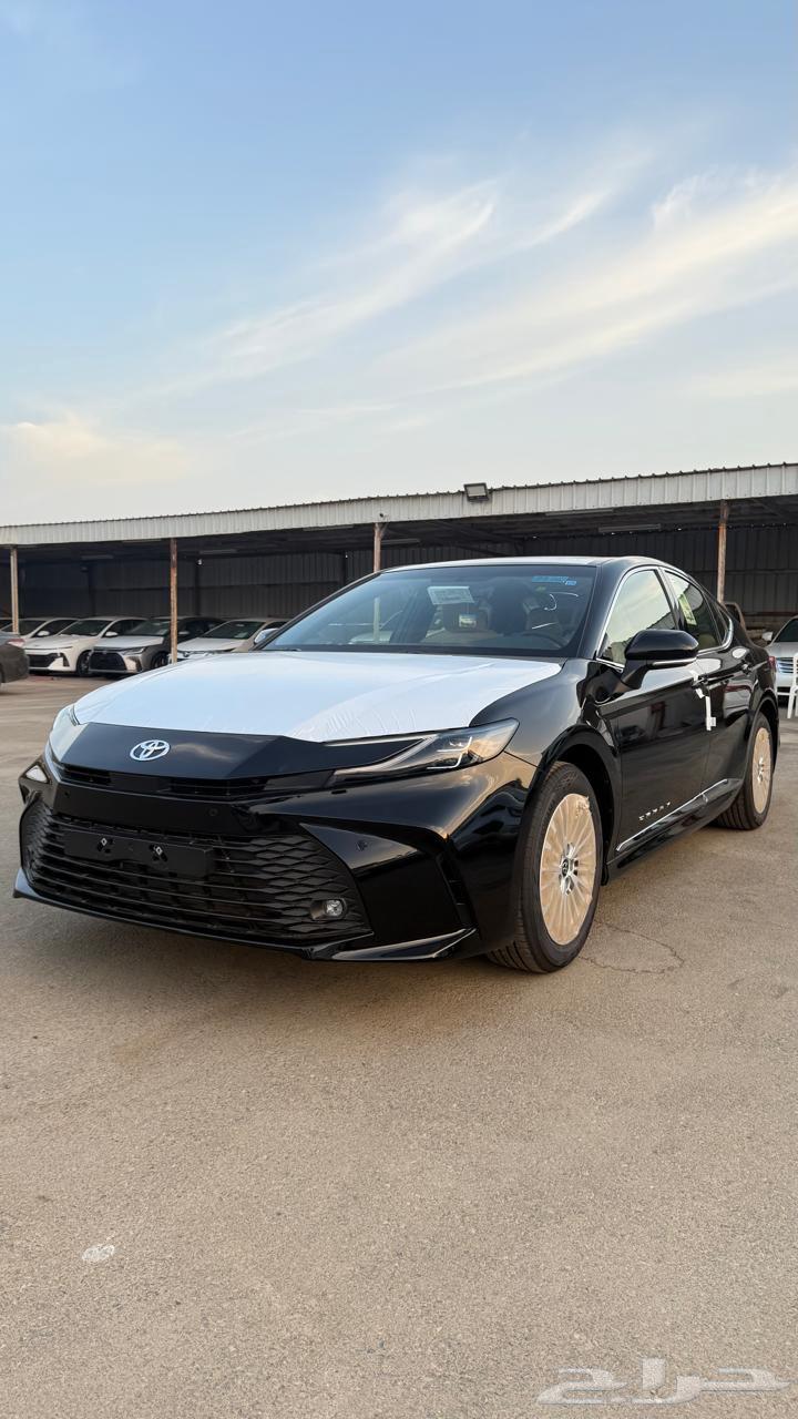 كامري 2025 ((LE))لون اسود64386835911170112