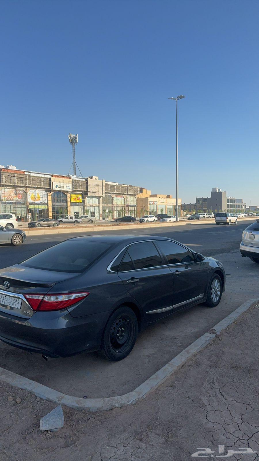 كامري 2017 فل كامل للبيع64387369009539111