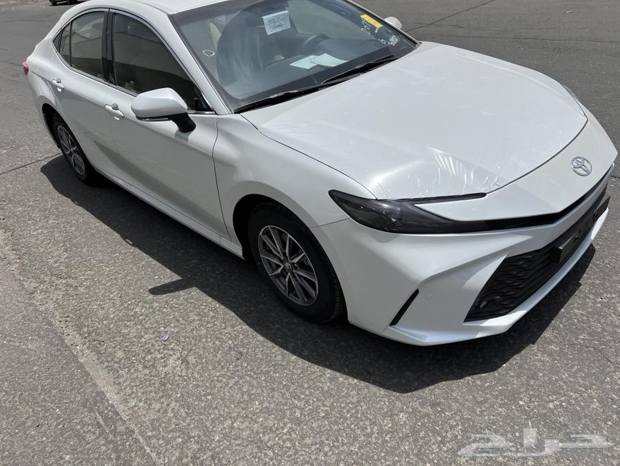 كامري Eابيض بنزين سعودي ب11330064392964281857110