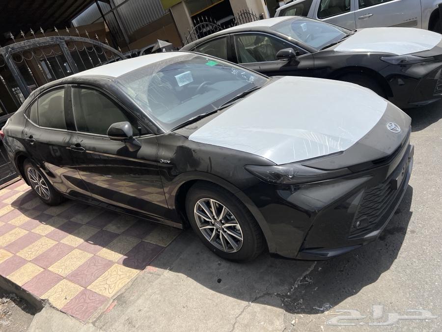 كامري E هايبرد اصفار ب110الالف64393072888193110