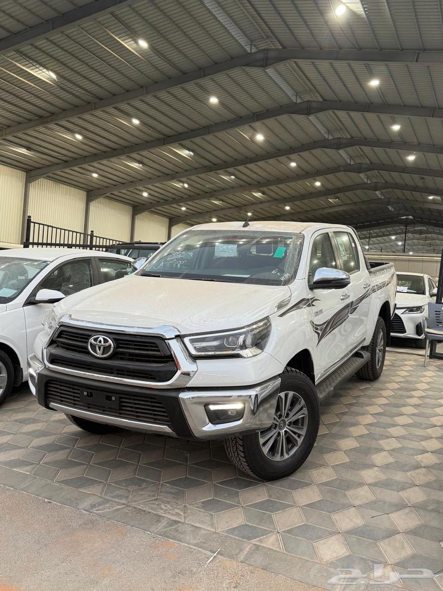 هايلوكس غمارتين2025-S-GLX دبل فل كامل قير عادي بنزين اقل سع64387579001858113