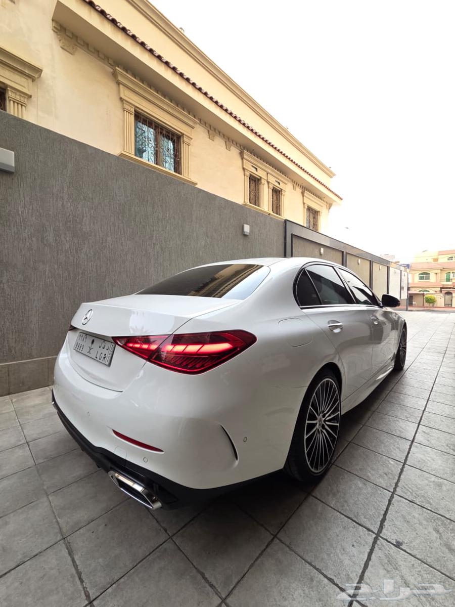 جاهزة بجدة استلام فوري C200 AMG 2024 خليجي فل كامل64391728955906113