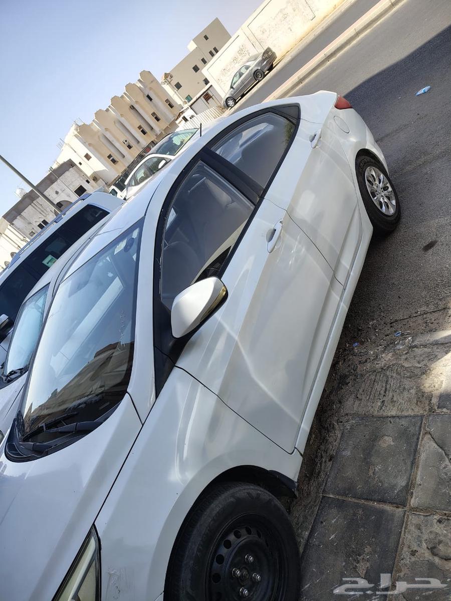 سيارة هونداي اكسينت 201864391373270915111