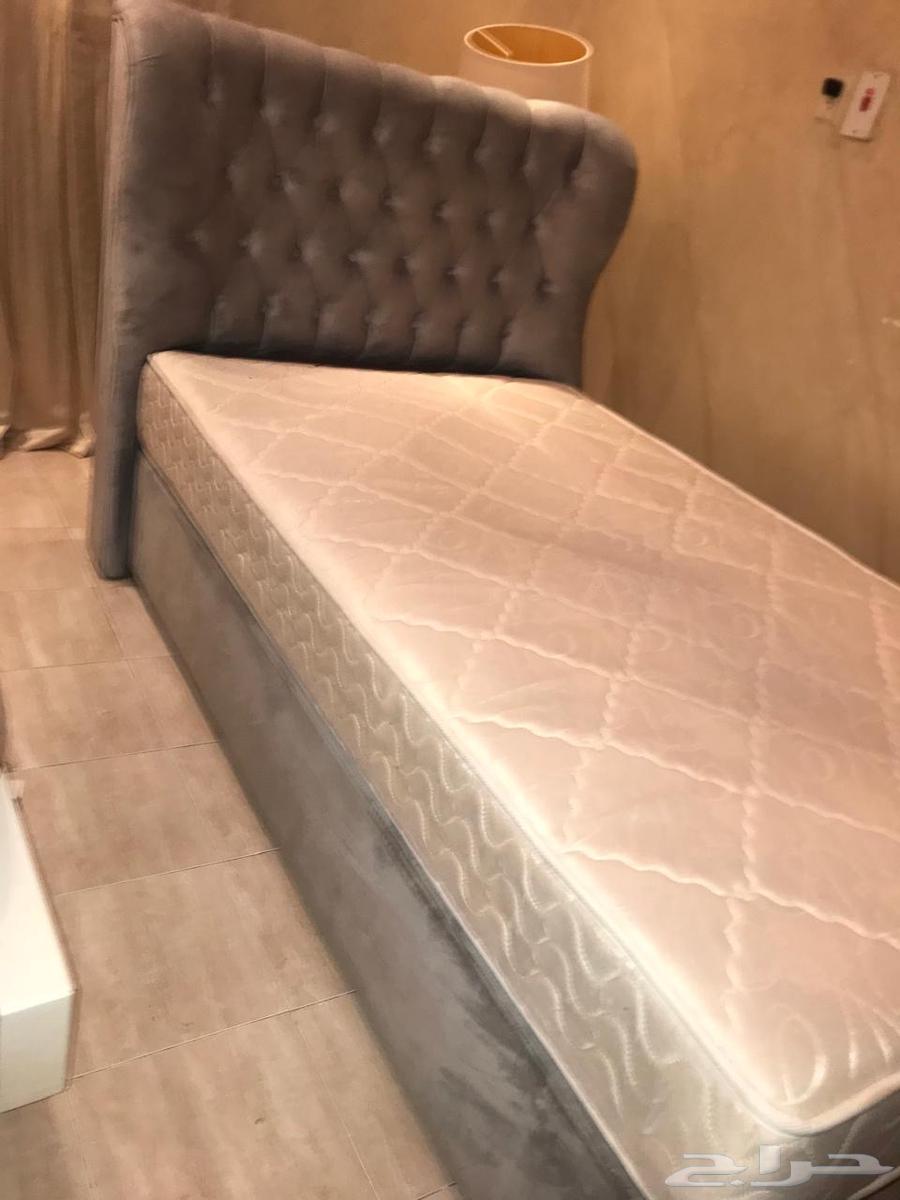 سرير نفر ونص64189966166530112