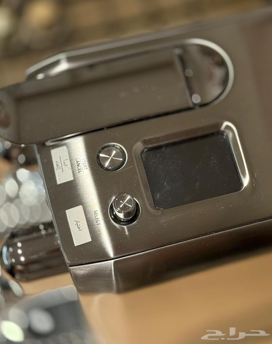 للبيع مكينة قهوة نسبريسو نوع ( كرياتيستا ) الاحساء64212544781697110