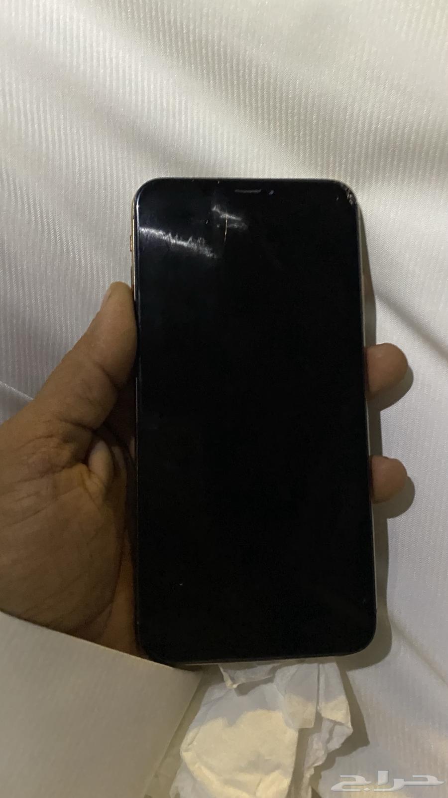 ايفون اكس ماكس مقفل ايكلاود للبيع64229295664002111