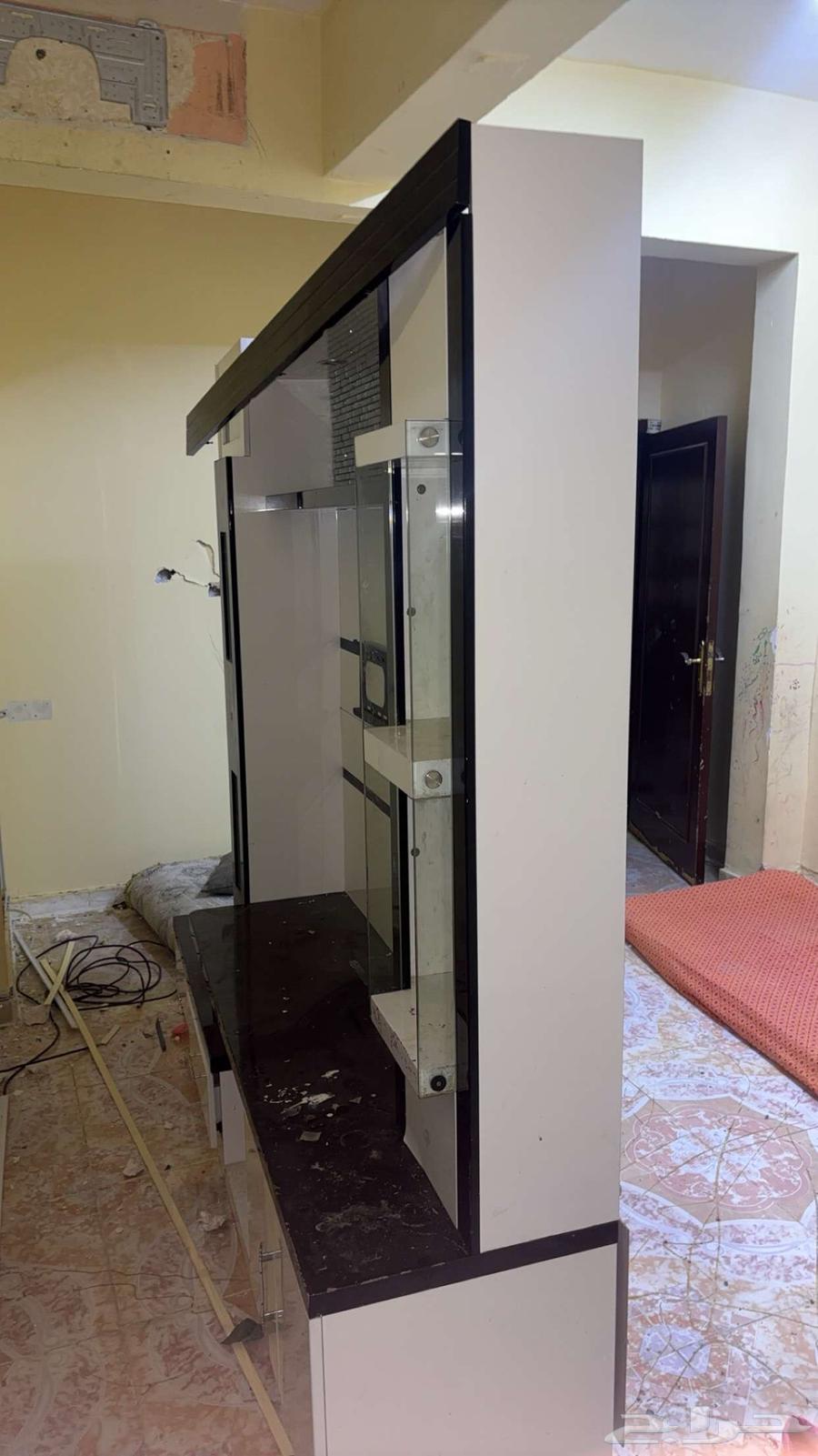 دولاب وكومدينا للغرف والاسياب الداخلية للبيت64214945768450110