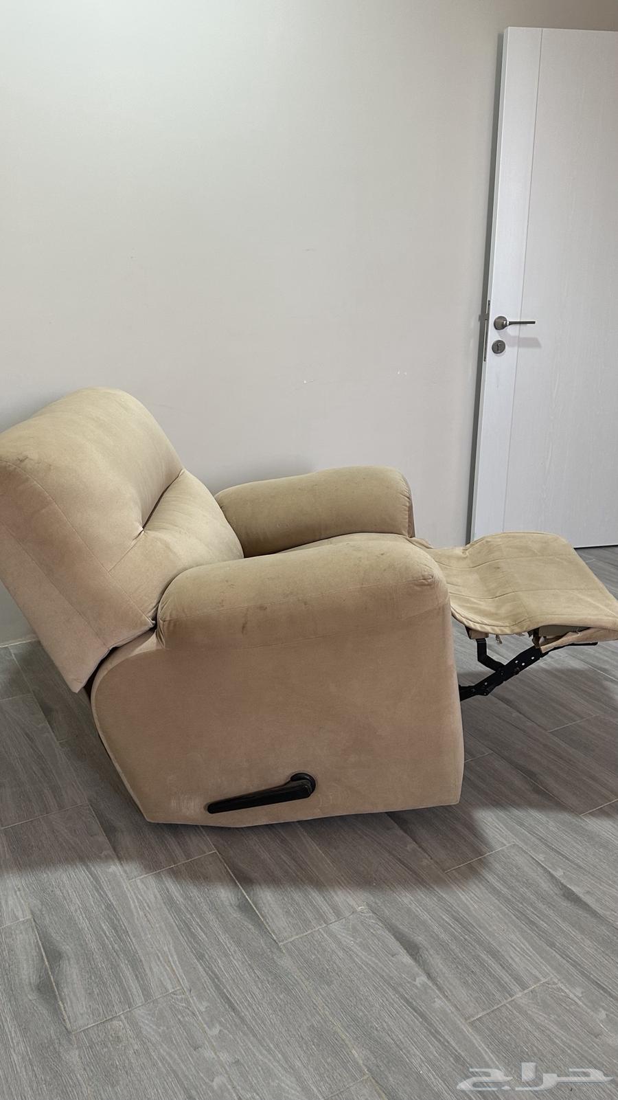 Excellent condition rotating recliner chair64217557333634110