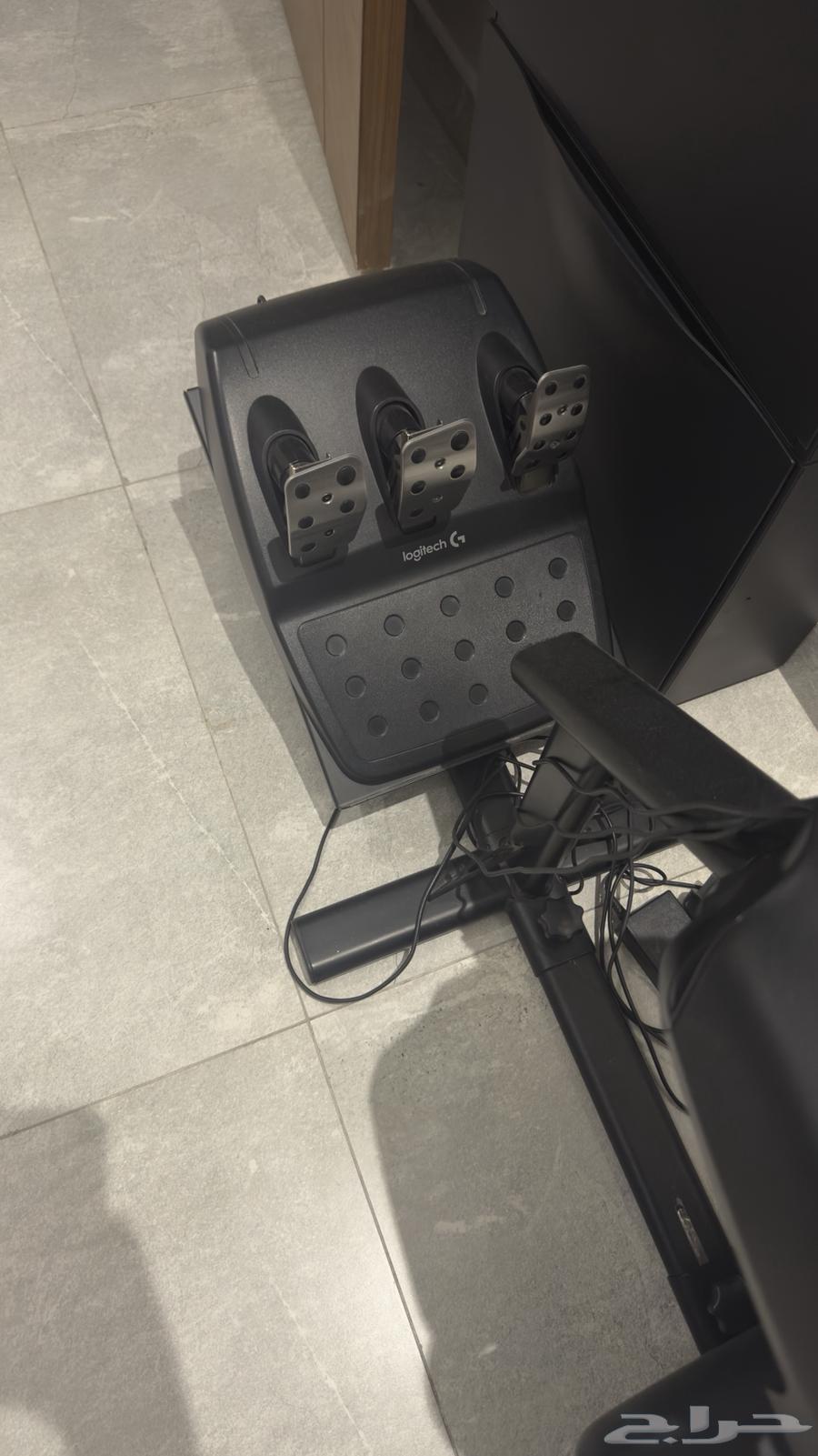 ديركسون طارة و كرسي logitech G2964219014965377114