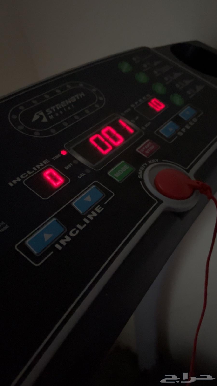 سير مشي نظيف64222968867329110