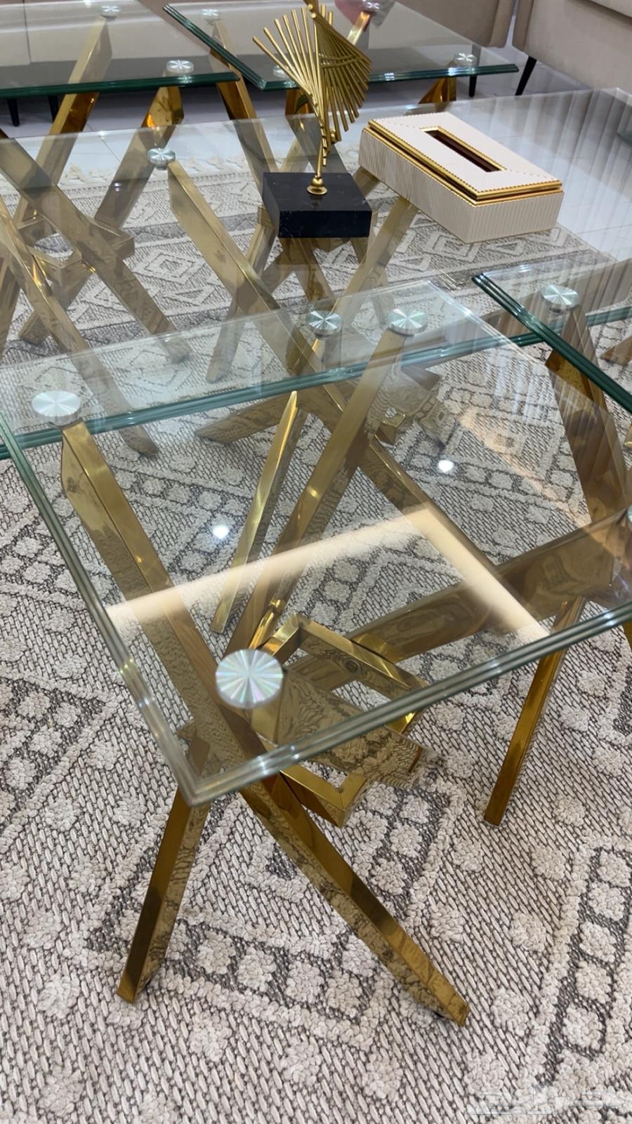 Service tables64229295319937110